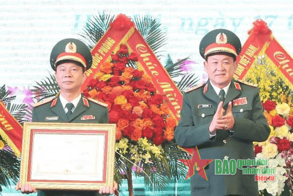 Cục Điều tra Hình sự đón nhận Huân chương Bảo vệ Tổ quốc hạng Nhì