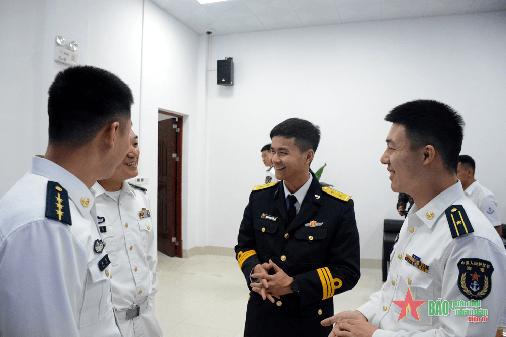 Xứng danh sĩ quan “Lữ đoàn thép” thời kỳ hội nhập quốc tế