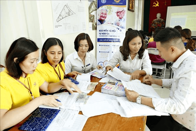 Cấp sổ Bảo hiểm xã hội, giải quyết chế độ hưu trí, tử tuất