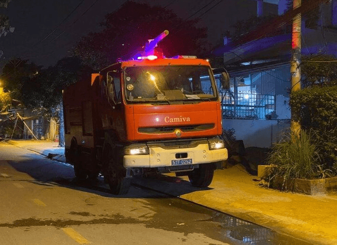Cháy nhà trong con hẻm ở TP Hồ Chí Minh, 1 phụ nữ và 2 trẻ nhỏ tử vong