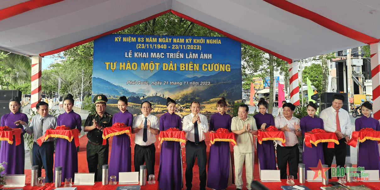 Phú Quốc: Triển lãm ảnh “Tự hào một dải biên cương”