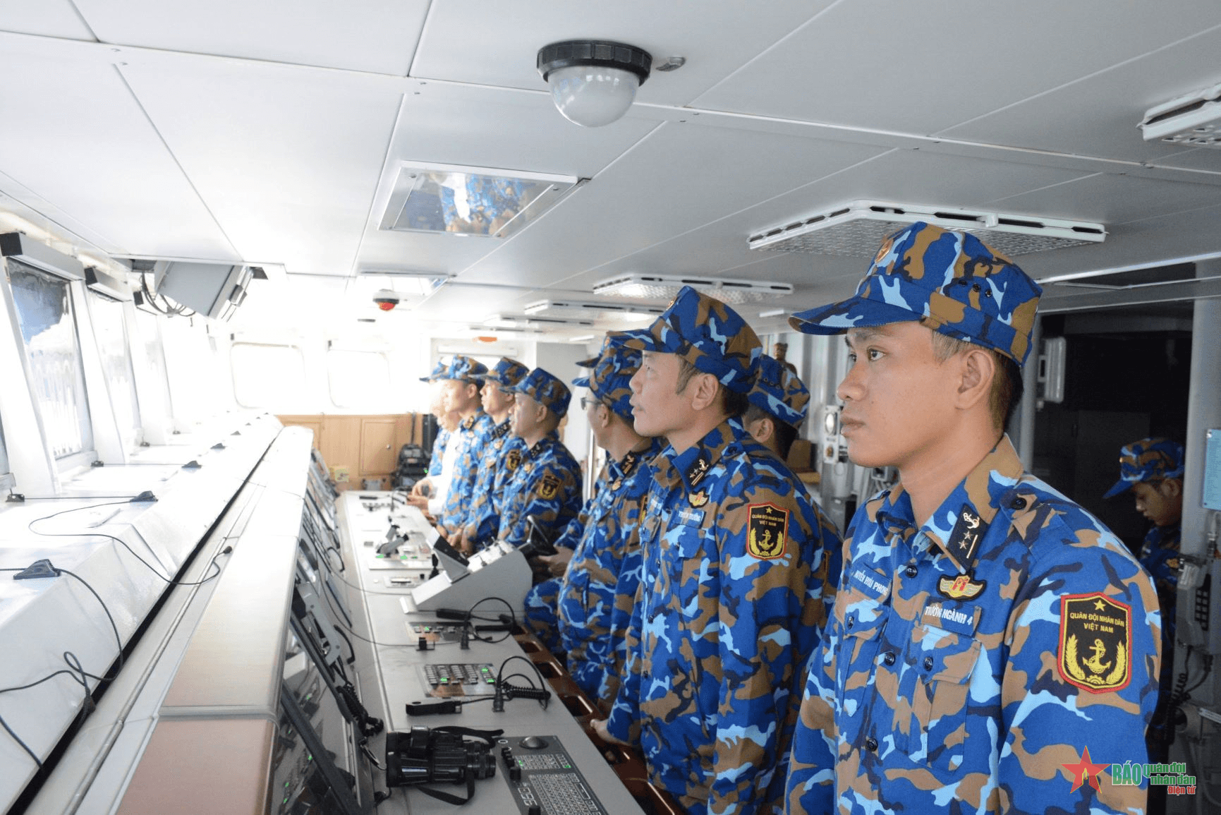 Tàu 016-Quang Trung kết thúc thành công diễn tập chống cướp biển