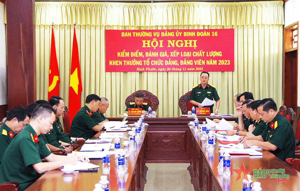 Trung tướng Lê Quang Minh dự hội nghị Ban Thường vụ Đảng ủy Binh đoàn 16