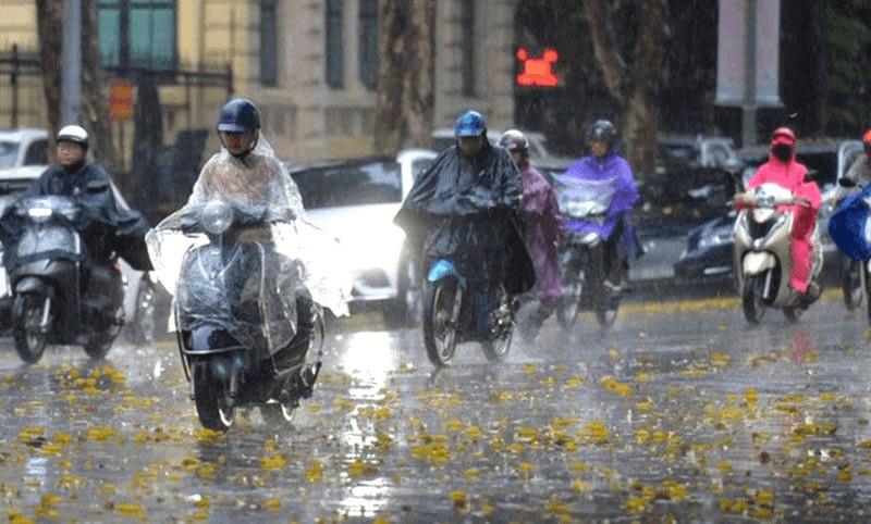 Trung Bộ có mưa lớn, nguy cơ xảy ra lũ quét, sạt lở đất, Bắc Bộ nhiệt độ tăng