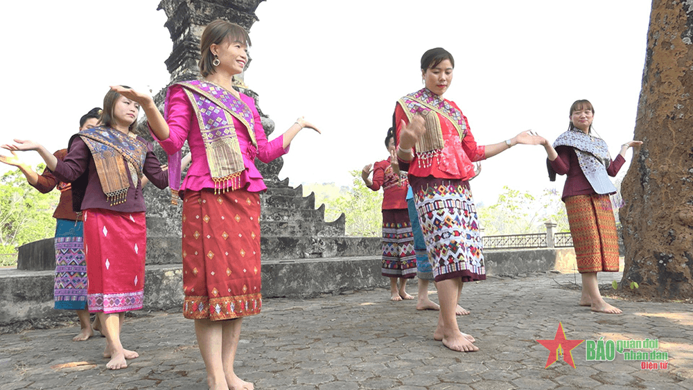 Phát huy nghệ thuật múa dân gian của người Lào ở Điện Biên
