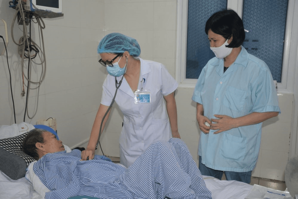 Những người tiếp cho mẹ tôi sự sống
