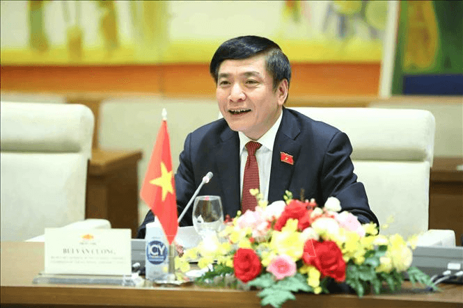 Tổng thư ký Quốc hội Bùi Văn Cường hội đàm với Tổng thư ký Quốc hội Campuchia