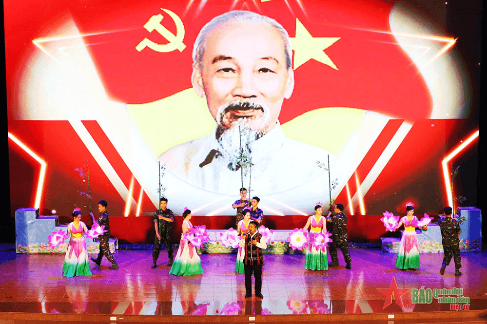Lời ca nâng bước quân hành