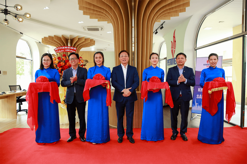 BSR khánh thành phòng Không gian sáng tạo tại Nhà máy lọc dầu Dung Quất