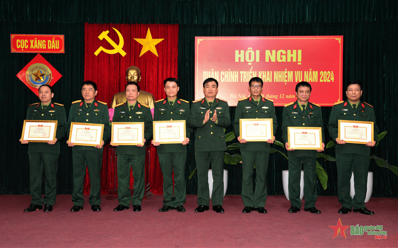 Cục Xăng dầu: Cấp phát đủ, kịp thời xăng dầu, đáp ứng yêu cầu nhiệm vụ, bảo đảm tuyệt đối an toàn