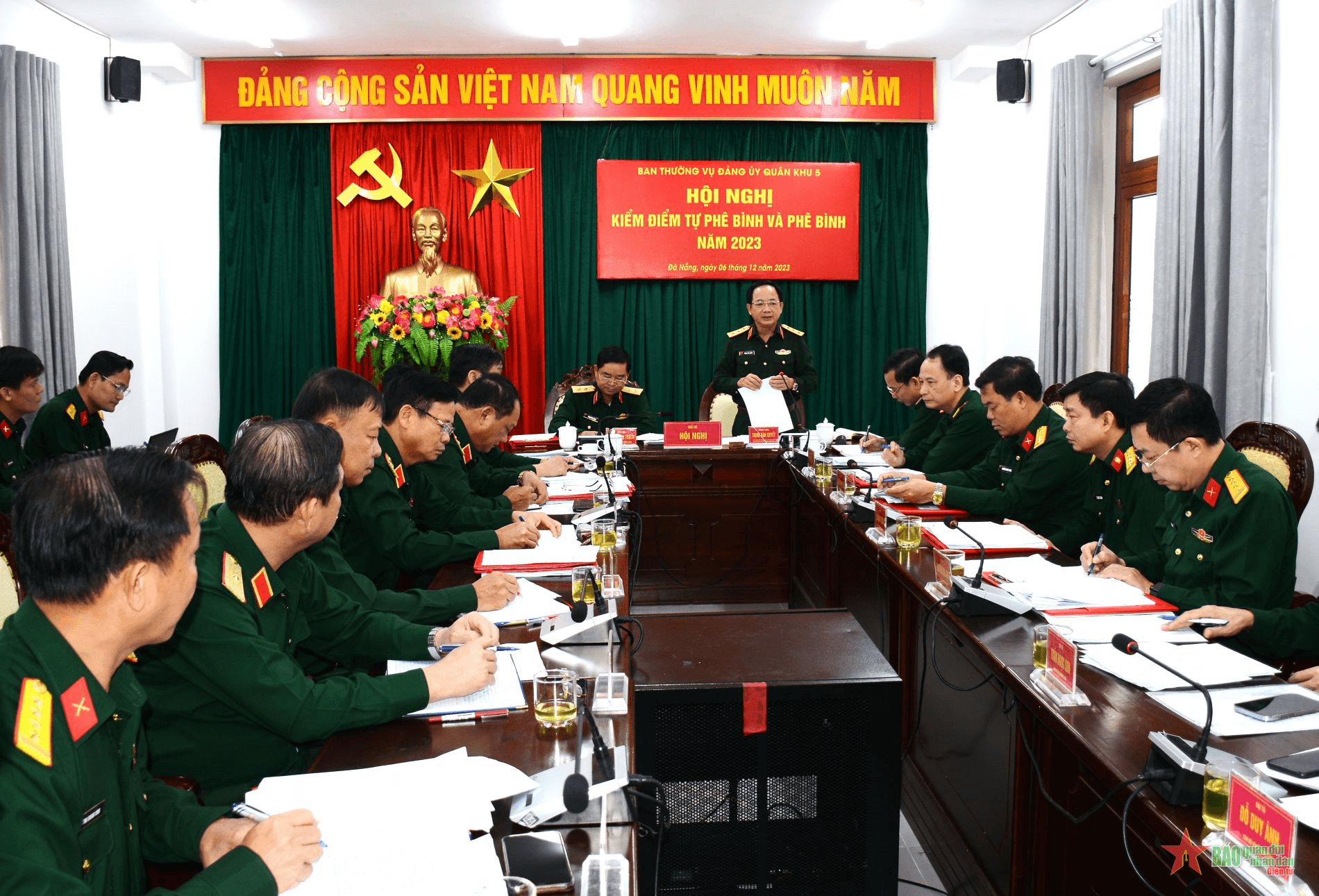 Ban Thường vụ Đảng ủy Quân khu 5 kiểm điểm tự phê bình và phê bình năm 2023