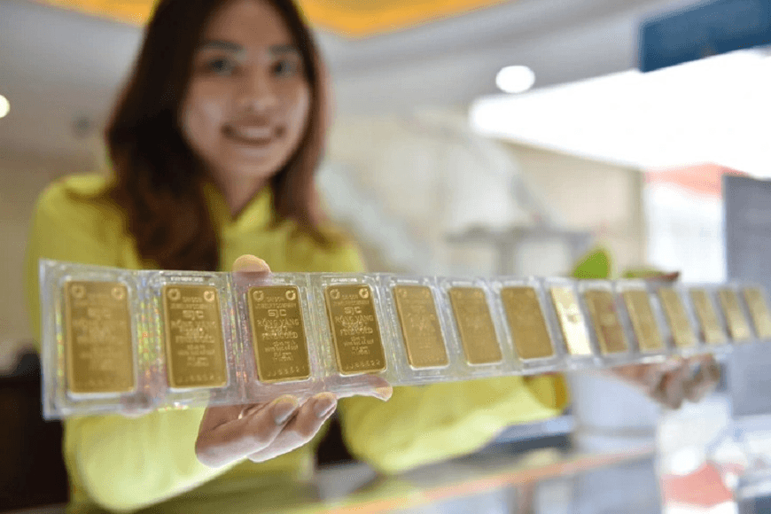 Giá vàng hôm nay (8-12): Tiếp tục trái chiều