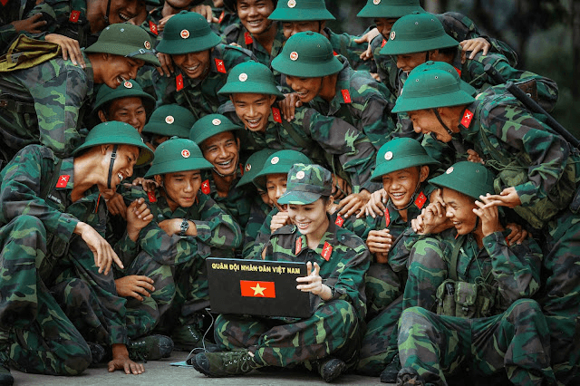 Triển khai đồng bộ các giải pháp, tạo điều kiện để trí thức Quân đội sáng tạo, cống hiến