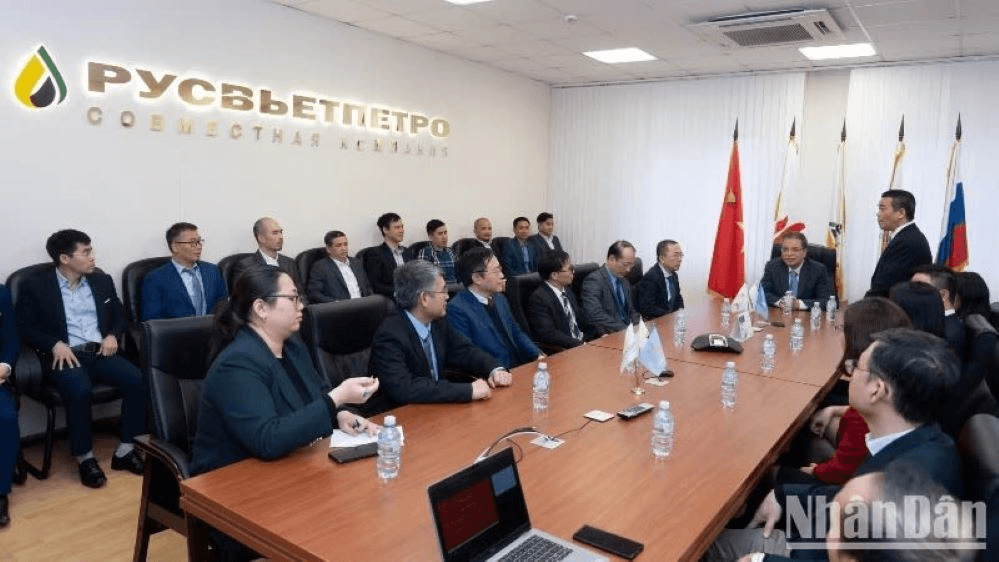 Rusvietpetro: Một hình mẫu đầu tư ra nước ngoài