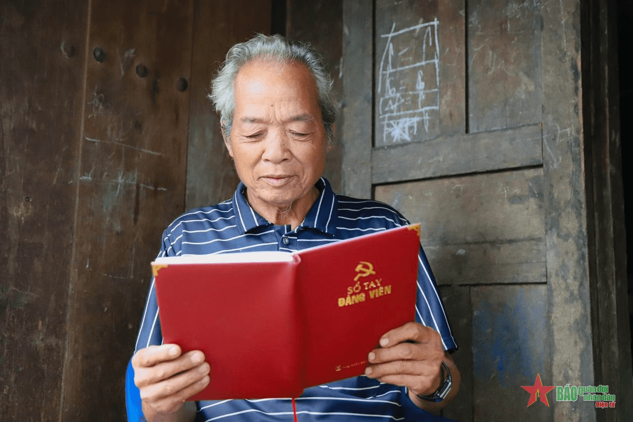 “Chất keo” gắn kết đồng bào Giẻ Triêng với Đảng