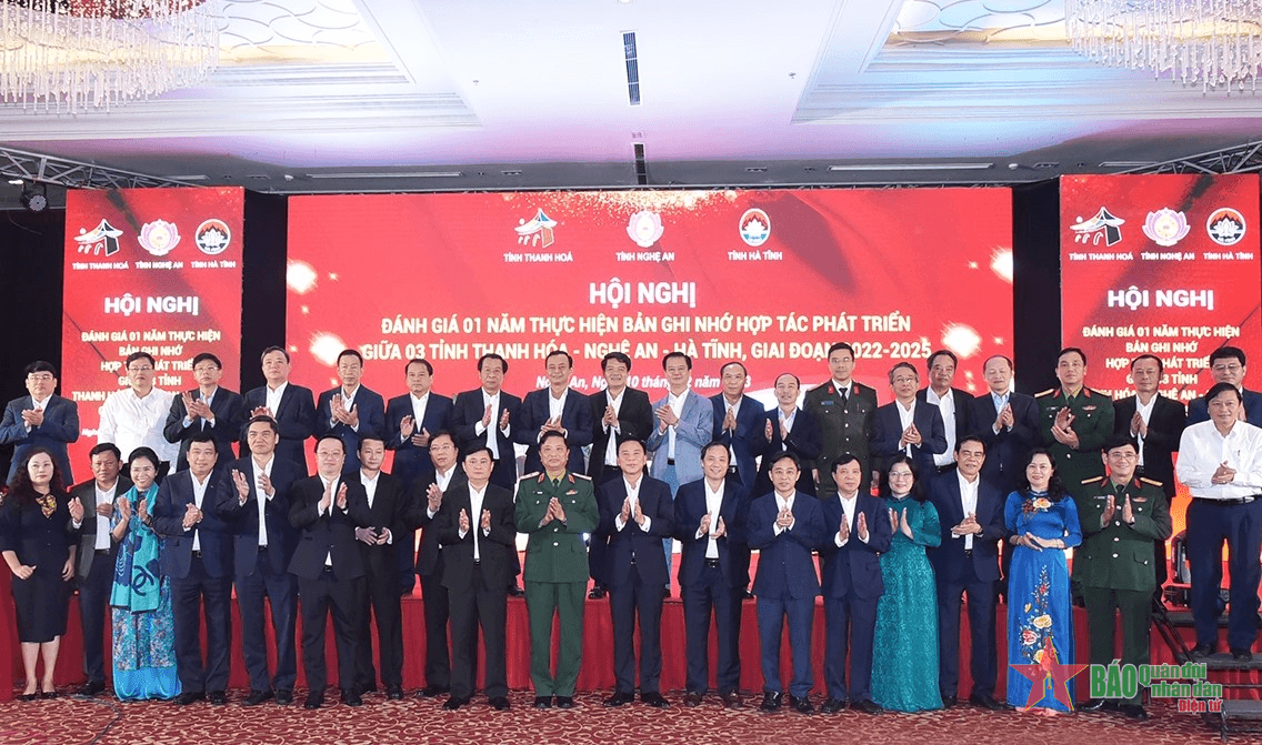 Hội nghị hợp tác phát triển giữa 3 tỉnh Thanh Hóa - Nghệ An - Hà Tĩnh