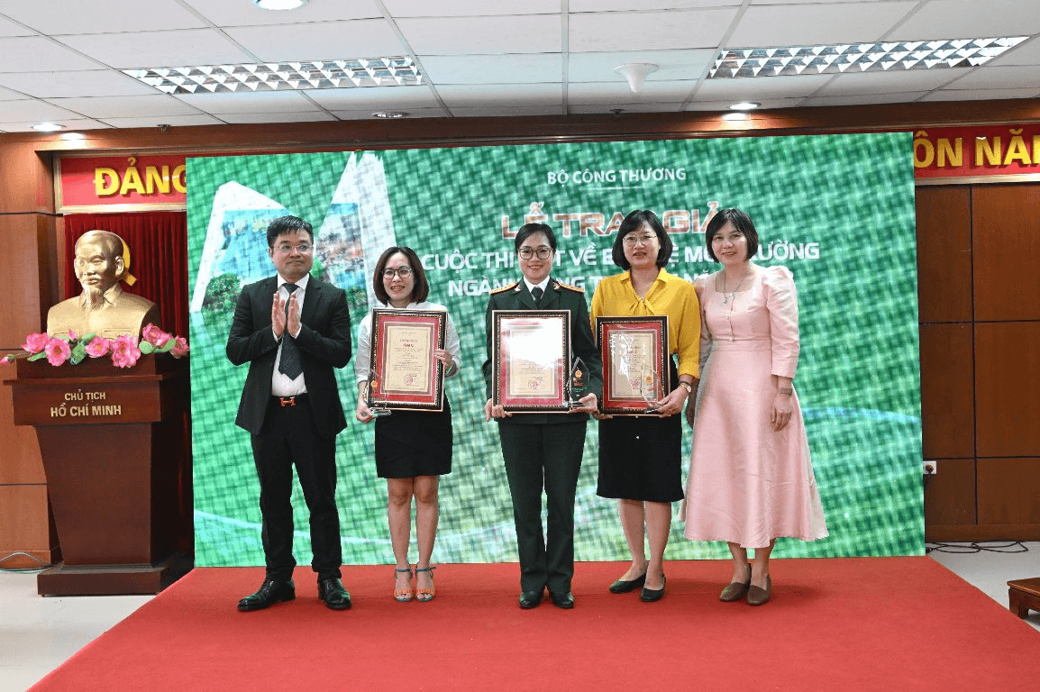 Trao giải cuộc thi viết về bảo vệ môi trường ngành Công Thương năm 2023