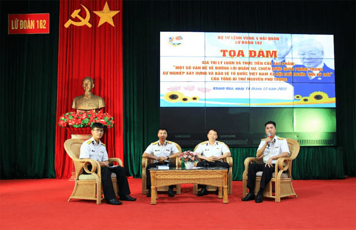 Lữ đoàn 162, Vùng 4 Hải quân tổ chức tọa đàm về cuốn sách của Tổng Bí thư Nguyễn Phú Trọng