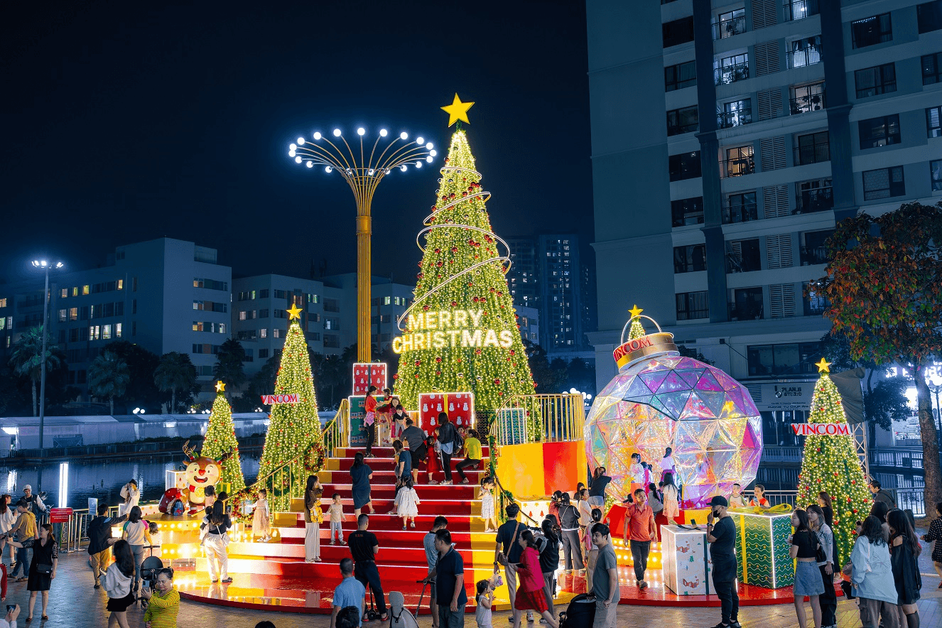 Đại tiệc Giáng sinh nơi xứ sở diệu kỳ Toyderland lần đầu tiên xuất hiện tại Vincom