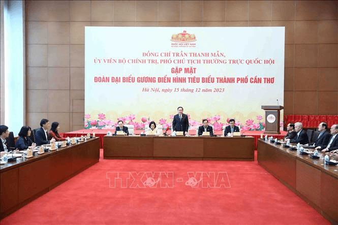 Gặp mặt các gương điển hình tiêu biểu thành phố Cần Thơ