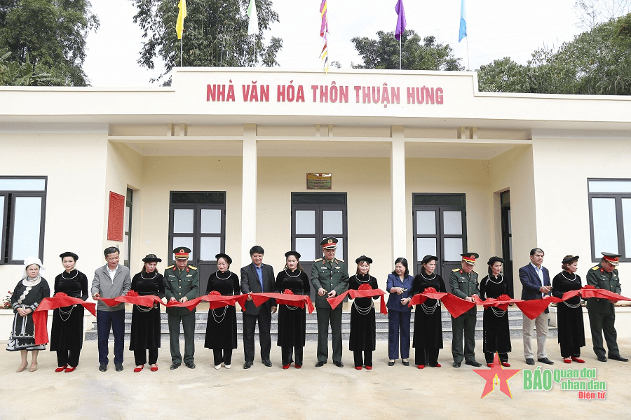 Bàn giao Nhà văn hóa cho nhân dân tại tỉnh Bắc Kạn