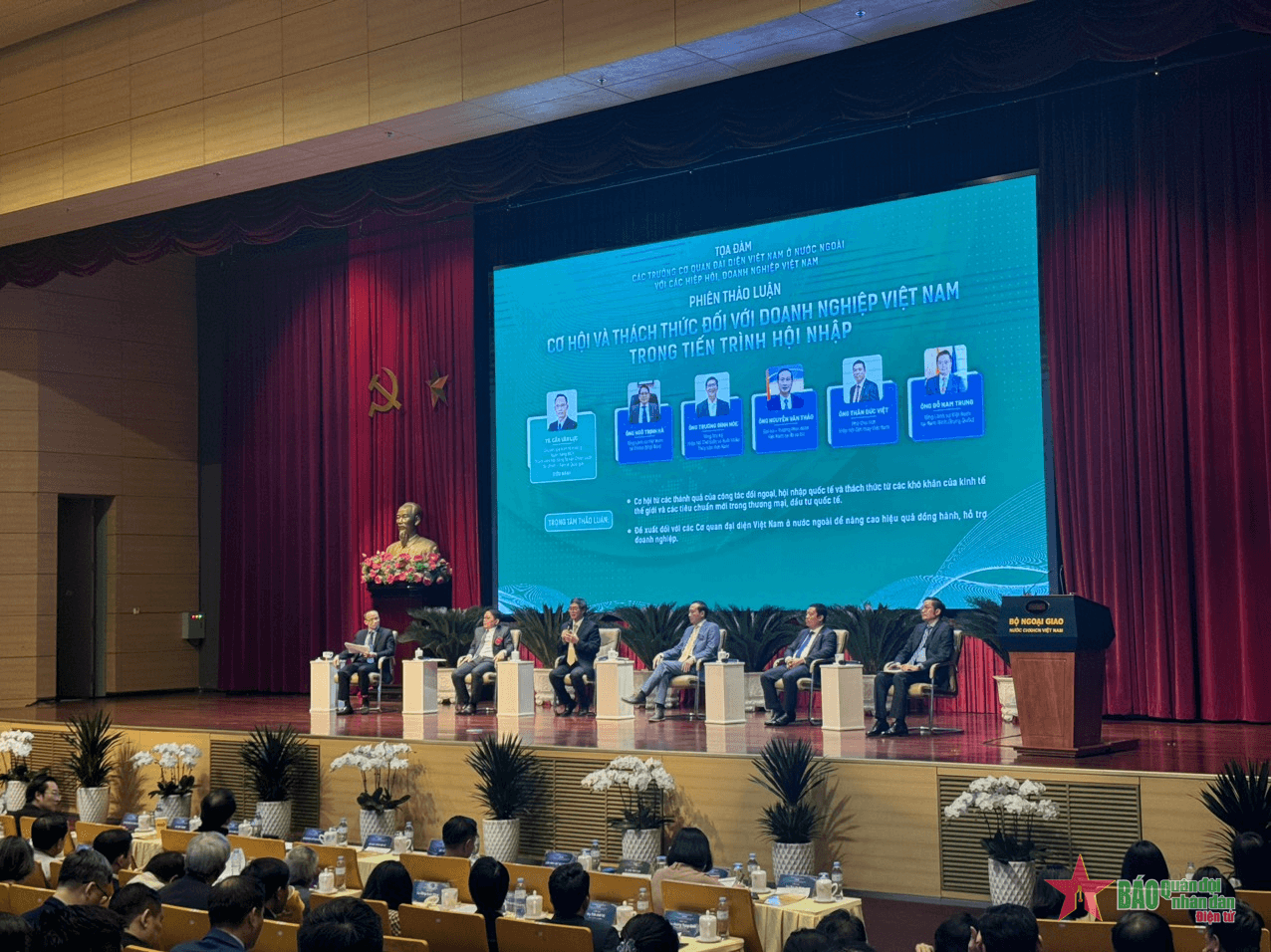 Các cơ quan ngoại giao ở nước ngoài đồng hành với doanh nghiệp trong tiến trình hội nhập