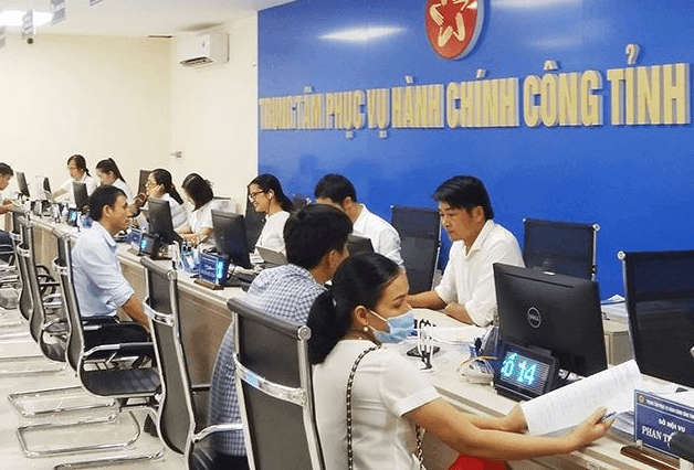 Lăng kính văn hóa: “5 dễ” thực chất để dân hài lòng
