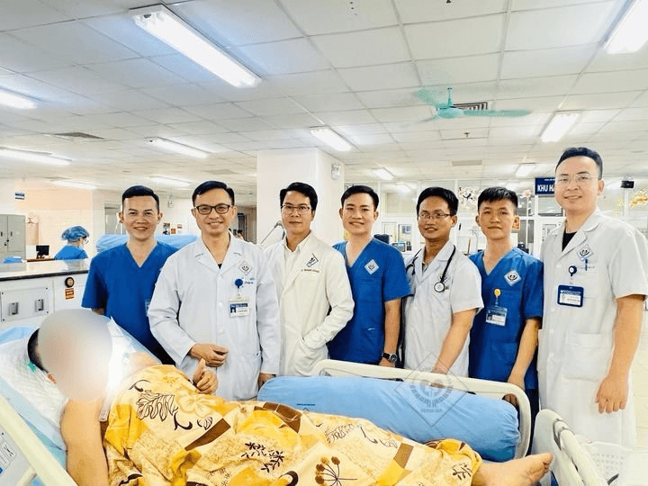Bệnh nhân bị đâm thấu tim, 3 lần ngừng tuần hoàn được các bác sĩ cứu sống