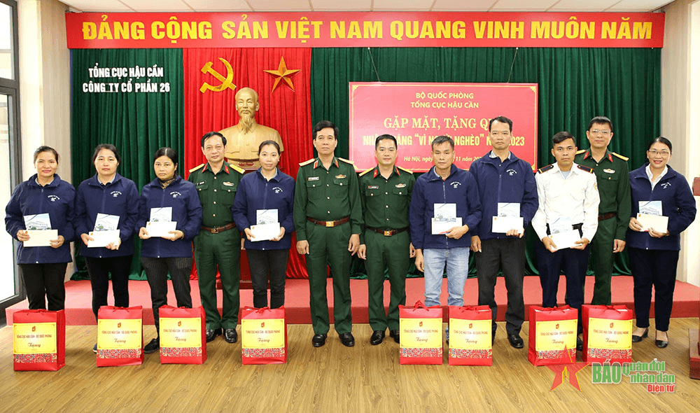 Chan chứa tình yêu thương đồng đội