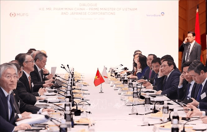 Thủ tướng Phạm Minh Chính tọa đàm với các doanh nghiệp Nhật Bản về chuyển đổi xanh