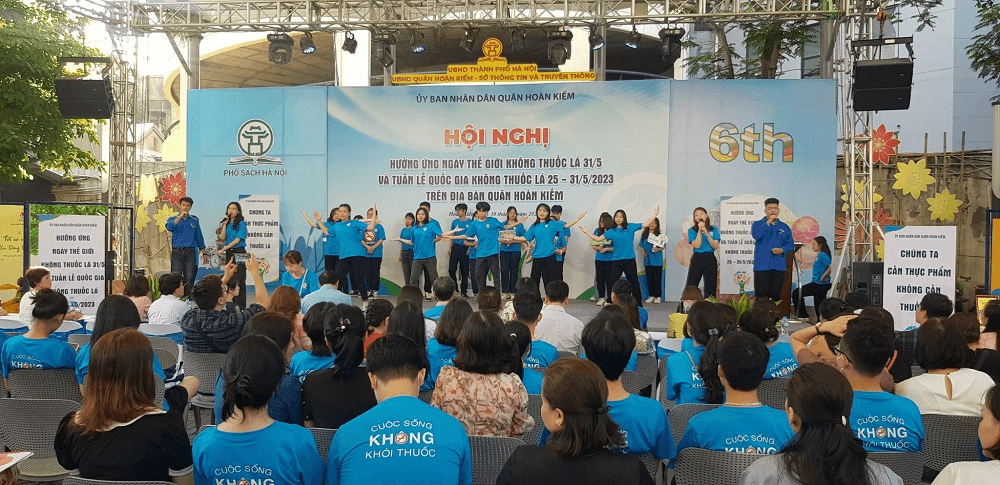 Linh hoạt trong tuyên truyền để thay đổi nhận thức của thanh niên về thuốc lá