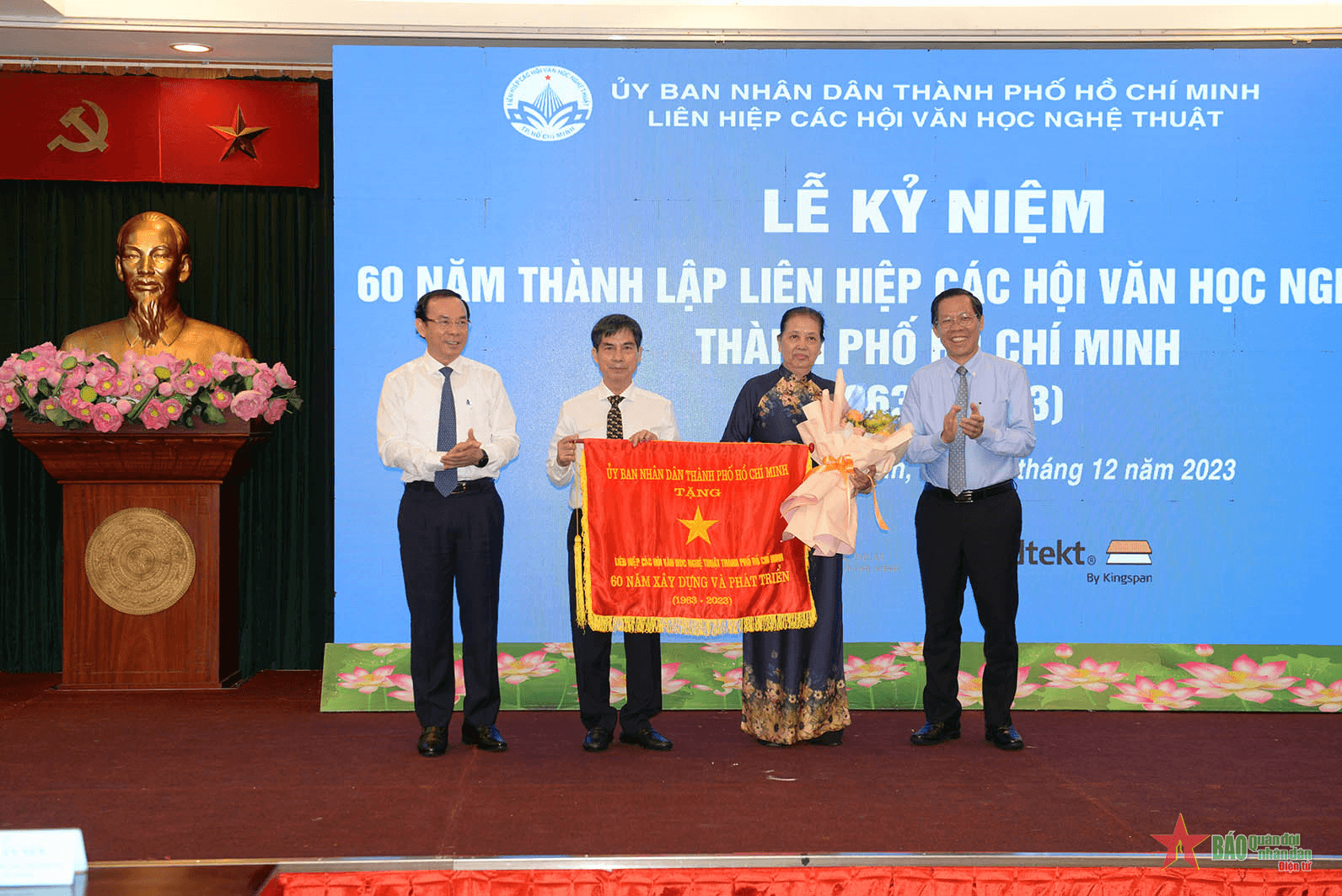 Nhiều hoạt động hướng đến kỷ niệm 50 năm Ngày Giải phóng miền Nam, thống nhất đất nước