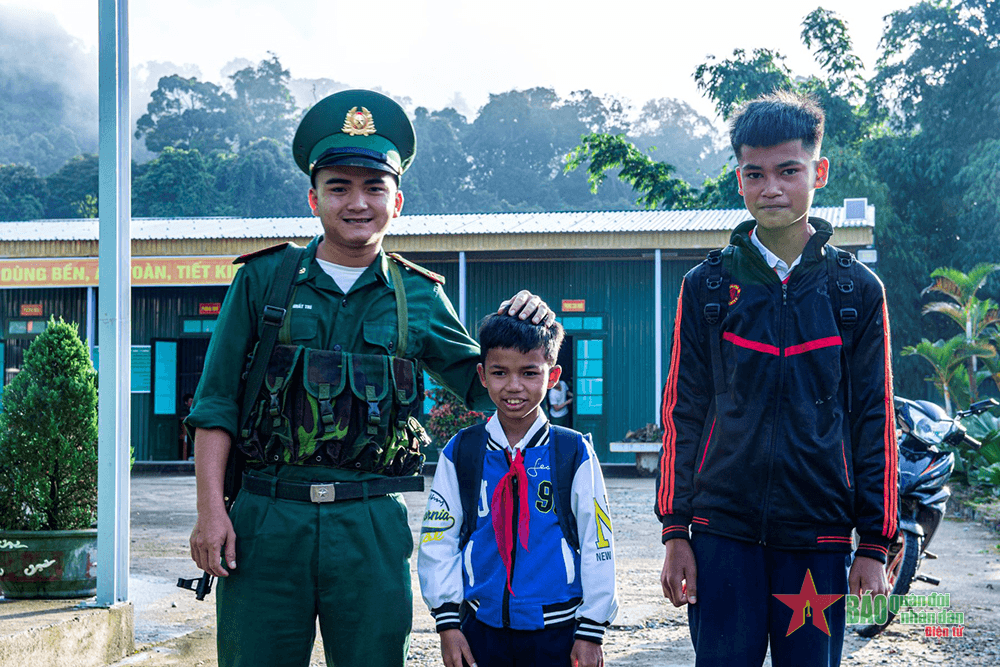 Ân tình ở Đồn biên phòng A Xan