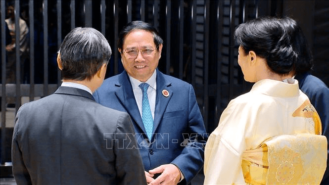 Thủ tướng Phạm Minh Chính cùng lãnh đạo các nước ASEAN hội kiến Nhà vua và Hoàng hậu Nhật Bản