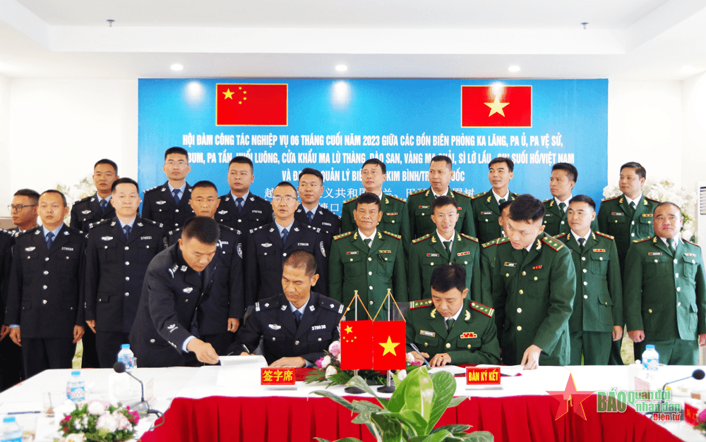 Tăng cường hợp tác thực thi pháp luật giữa Bộ đội Biên phòng tỉnh Lai Châu với Đại đội Quản lý biên giới Kim Bình (Trung Quốc)
