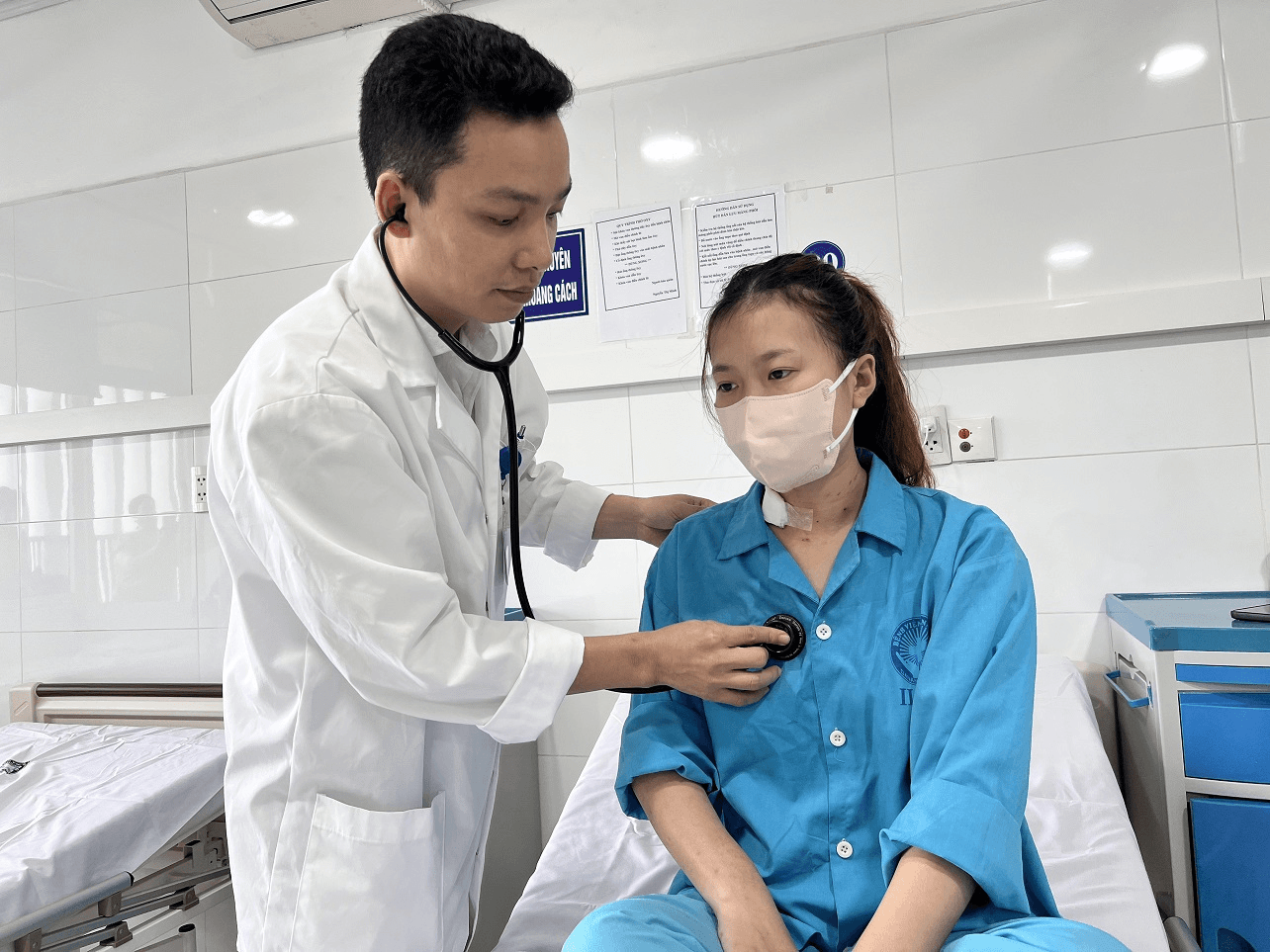 Bệnh viện Đà Nẵng phẫu thuật thành công nội soi toàn bộ vá thông liên nhĩ