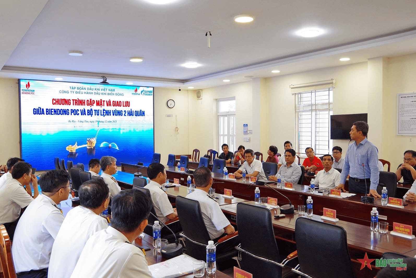 Vùng 2 Hải quân tổ chức giao lưu, tuyên truyền biển đảo