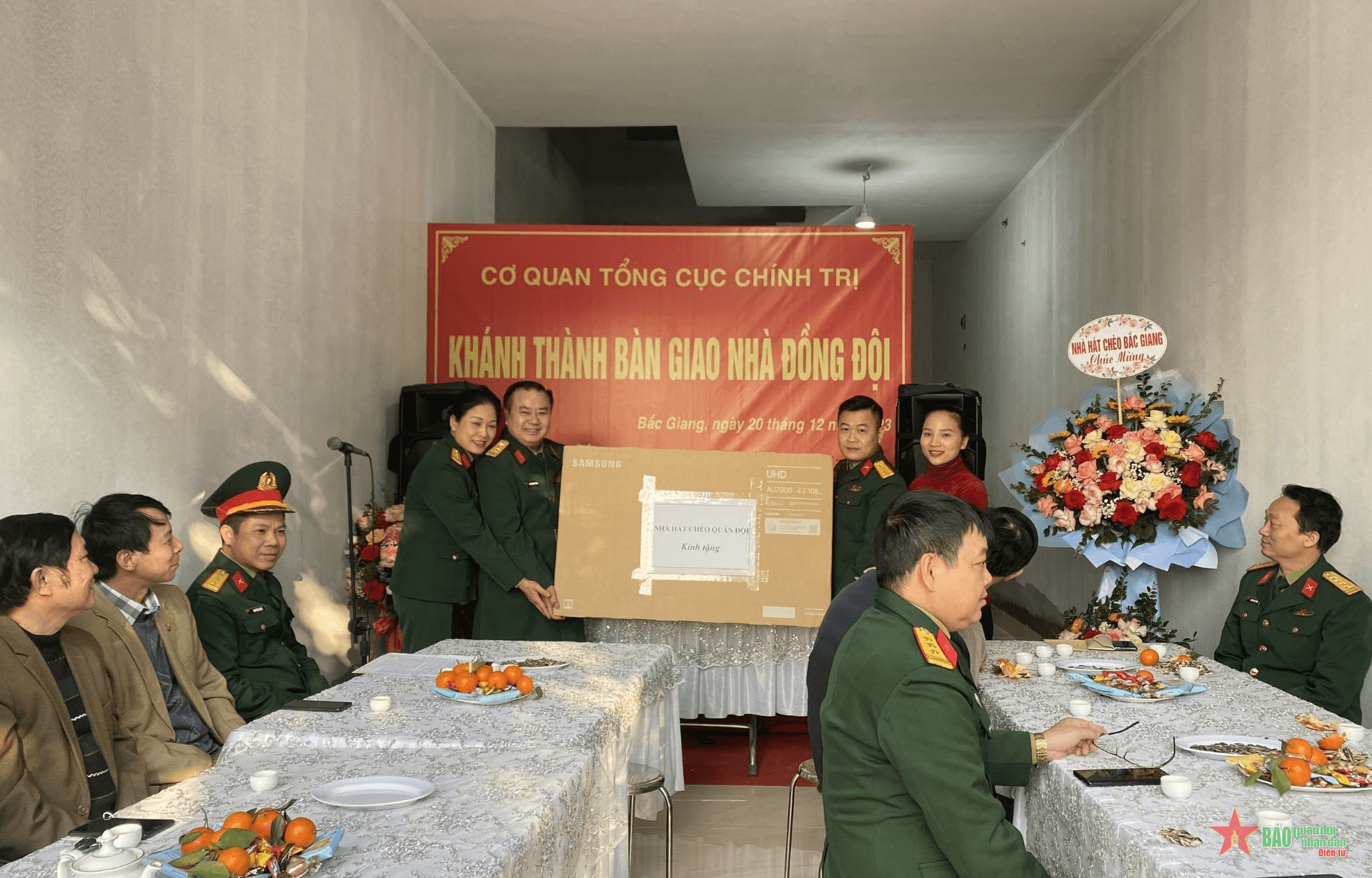 Nhà hát Chèo Quân đội khánh thành, bàn giao “Nhà đồng đội”