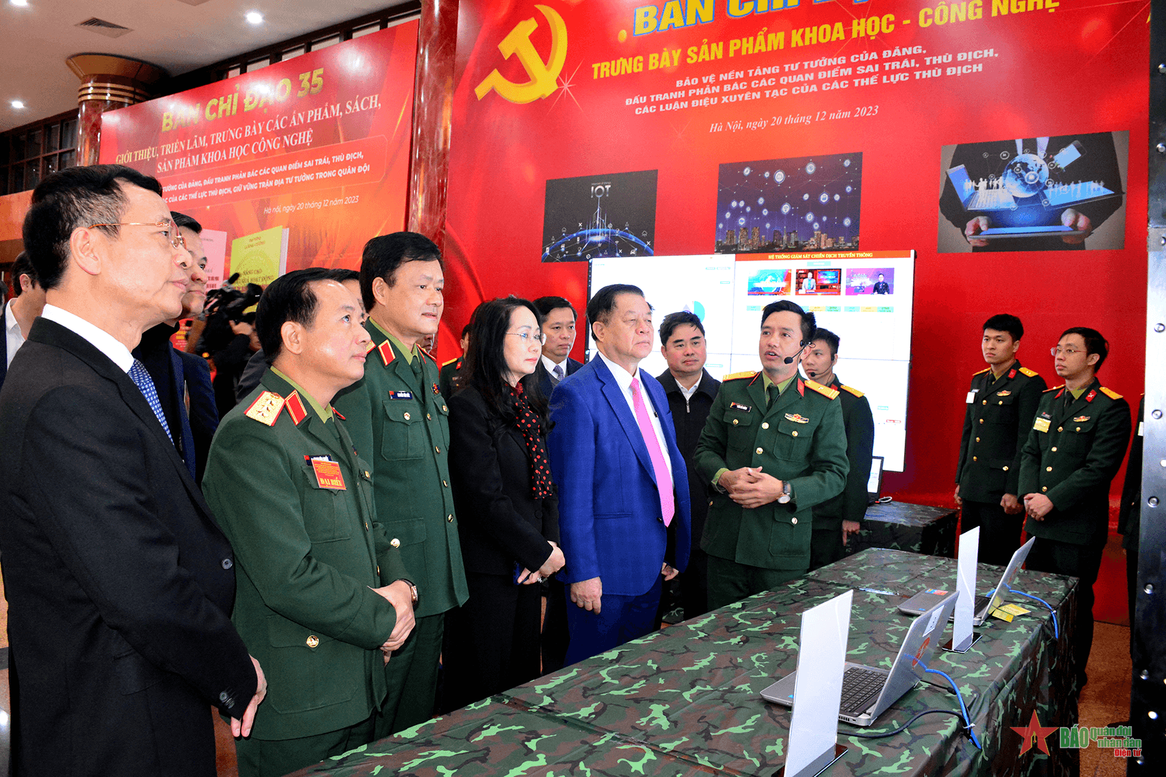 Phát huy mạnh mẽ "thế trận lòng dân" trong bảo vệ nền tảng tư tưởng của Đảng