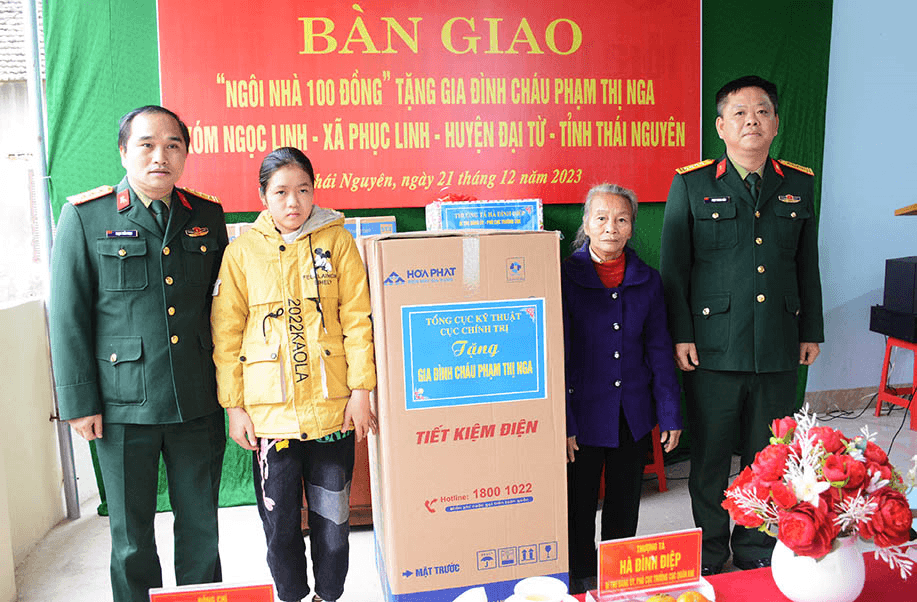 Tổng cục Kỹ thuật trao “Ngôi nhà 100 đồng” tặng học sinh có hoàn cảnh đặc biệt khó khăn