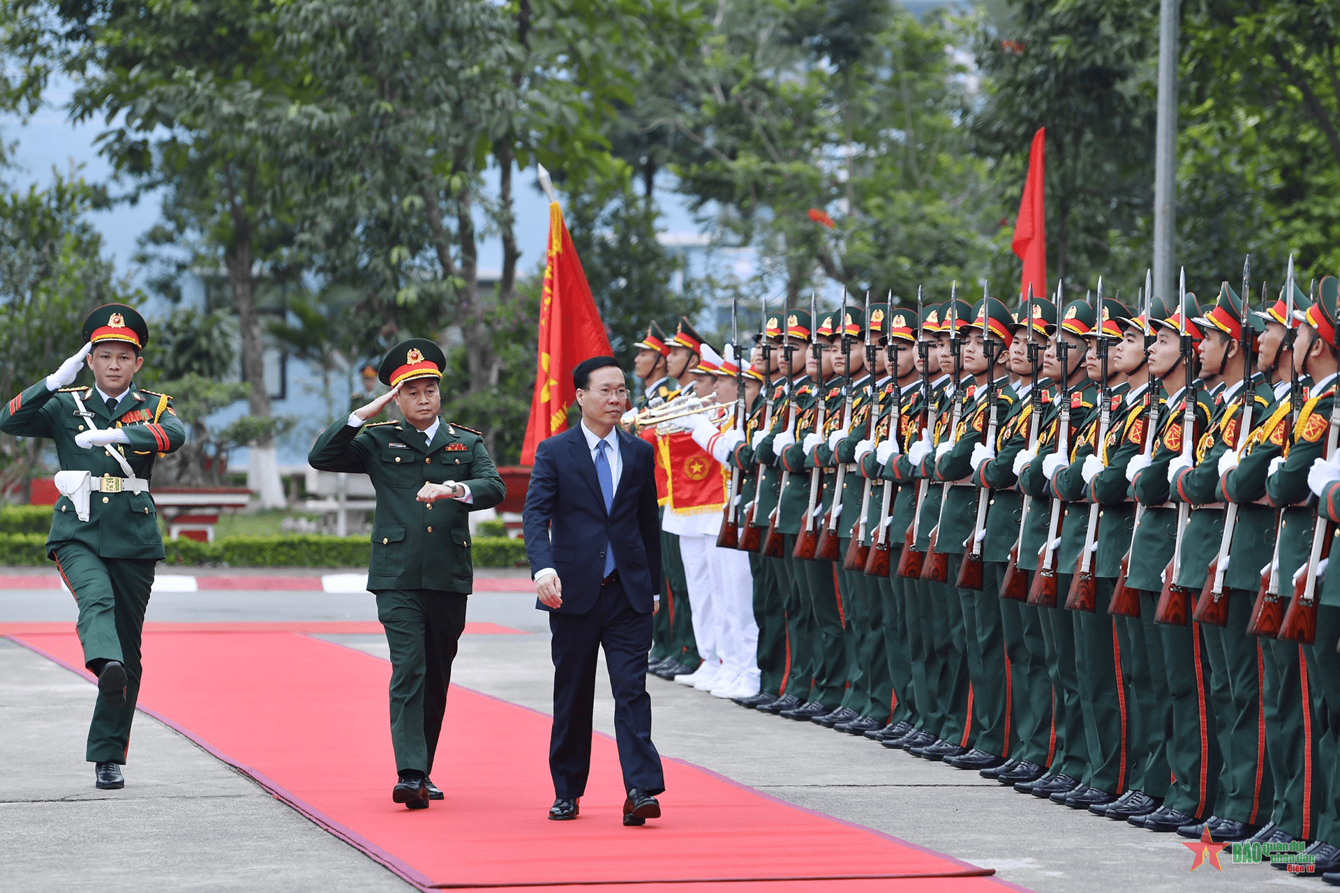 Chủ tịch nước Võ Văn Thưởng thăm đơn vị tình báo hành động chủ công của Tổng cục II
