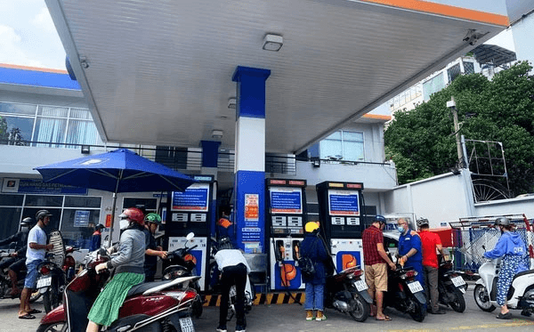 Doanh nghiệp xăng dầu chi quỹ không đúng quy định phải chuyển trả ngay