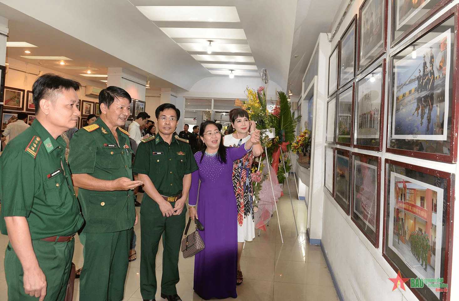 Trưng bày 79 ảnh thời sự, nghệ thuật “Tự hào Bộ đội Biên phòng TP Hồ Chí Minh”