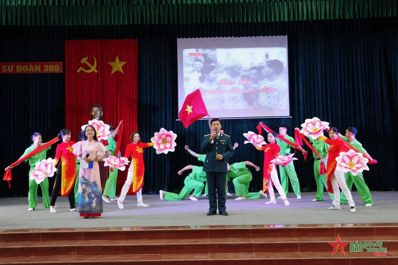Phát huy phẩm chất Bộ đội Cụ Hồ ở Sư đoàn Phòng không 365