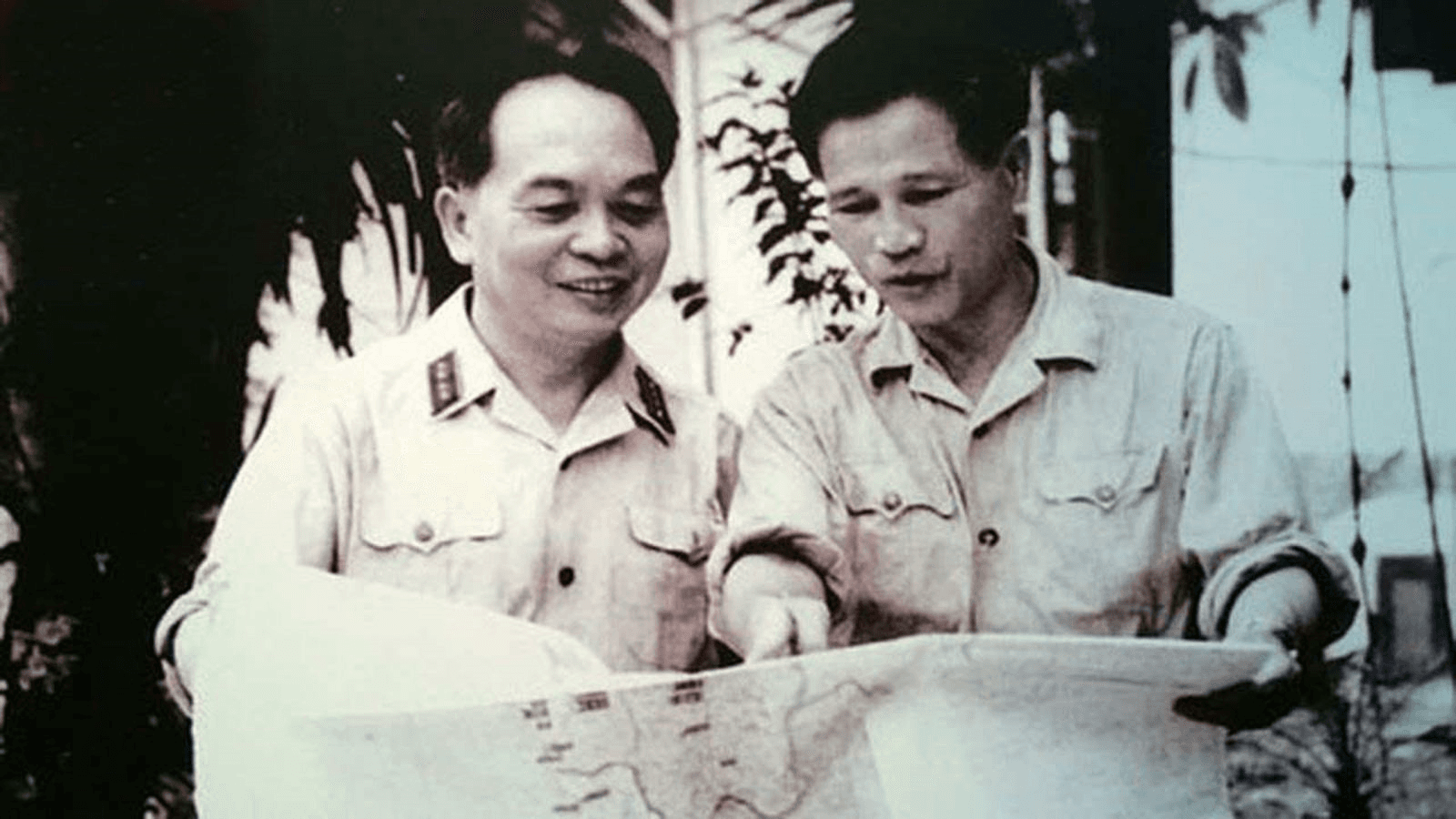 Kỷ niệm 110 năm Ngày sinh Đại tướng Nguyễn Chí Thanh (1-1-1914 / 1-1-2024): Cho con đổi huân chương lấy cây súng