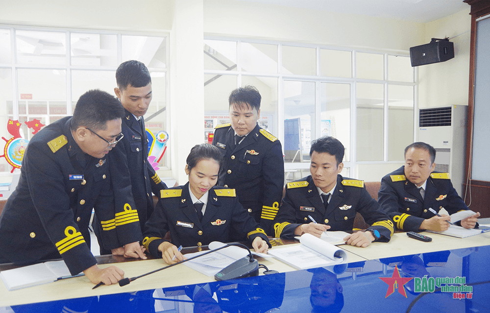 Học tập ngoại ngữ để đáp ứng tốt nhiệm vụ nghiên cứu biển