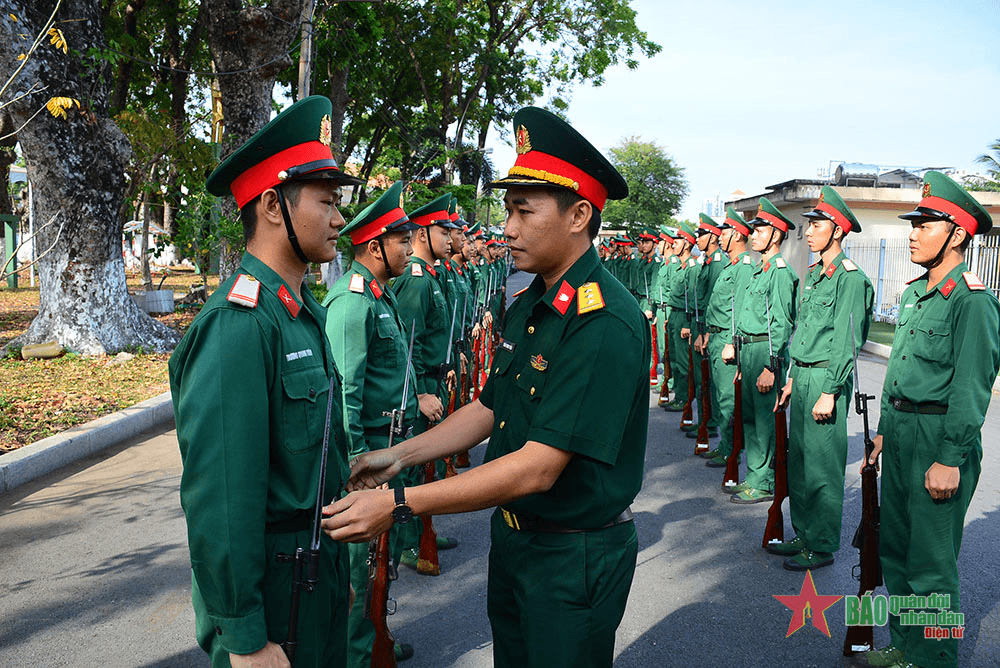 Tạo động lực thi đua sát thực tiễn nhiệm vụ