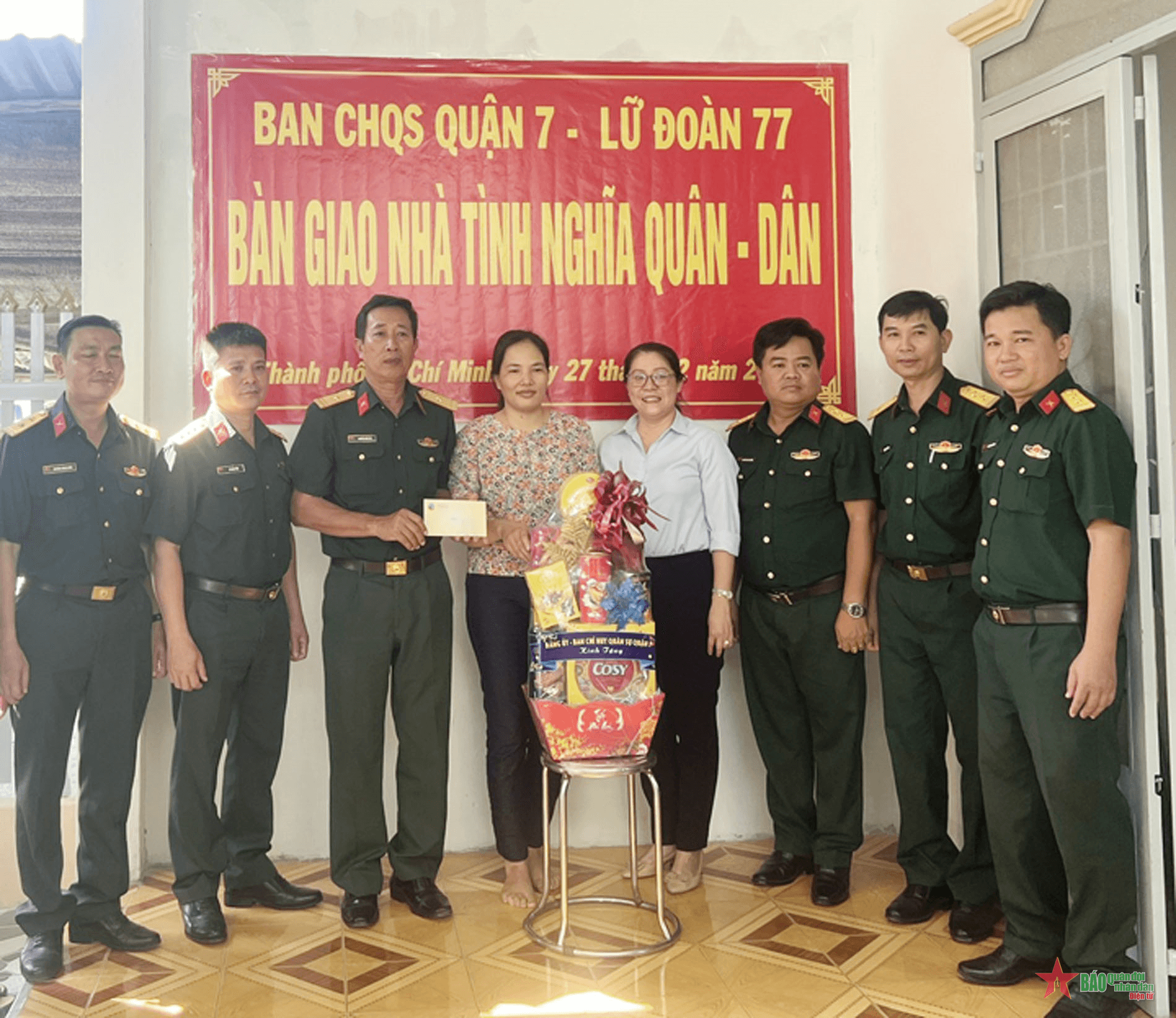 Lữ đoàn Phòng không 77 (Quân khu 7) phối hợp bàn giao nhà “Tình nghĩa quân - dân”