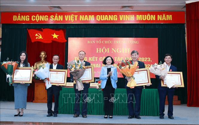 Ban Tổ chức Trung ương tham mưu thực hiện đồng bộ, chặt chẽ các khâu trong công tác cán bộ