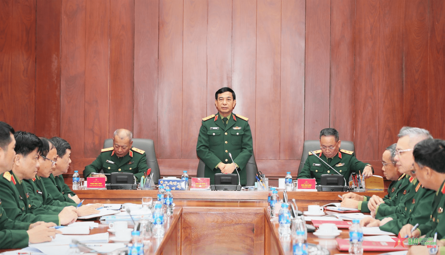 Đại tướng Phan Văn Giang dự, chỉ đạo hội nghị Đảng ủy Tổng cục II